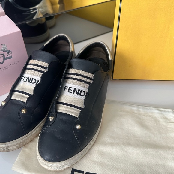 Fendi - Picture 15 of 15